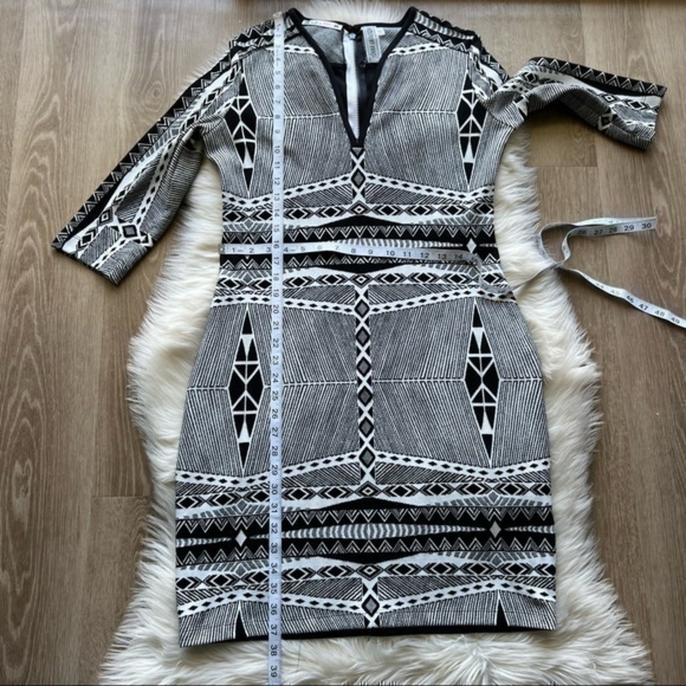 Yoana Baraschi Black & White Patterned Sheath Dress SzL - Picture 5 of 9